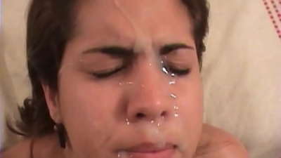 He wahine taratara te wahine wahine Latina ataahua